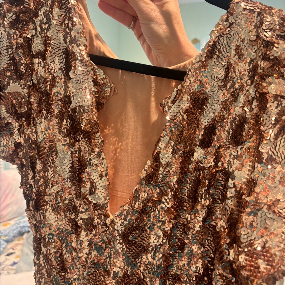 Size SMALL Maeve Rose Gold Sequin Midi Dress Like New